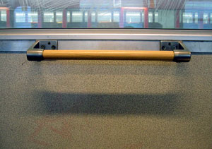 A handle in the Pendeltåg.